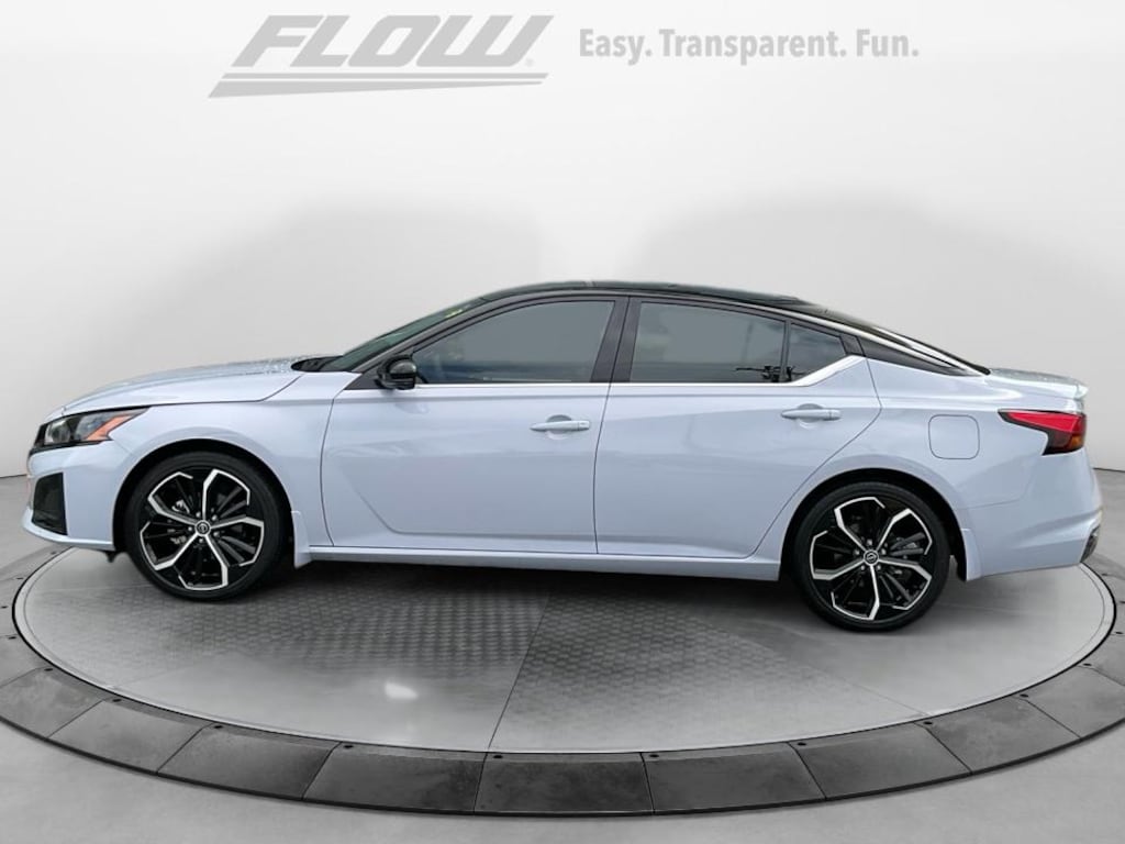 Used 2026 Nissan Altima SR Sedan