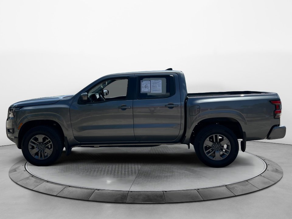 2025 Nissan Frontier SV - Photo 4