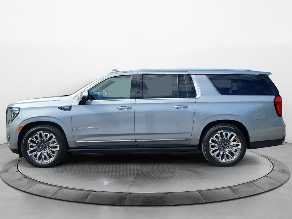 Used 2023 GMC Yukon XL Denali Ultimate SUV