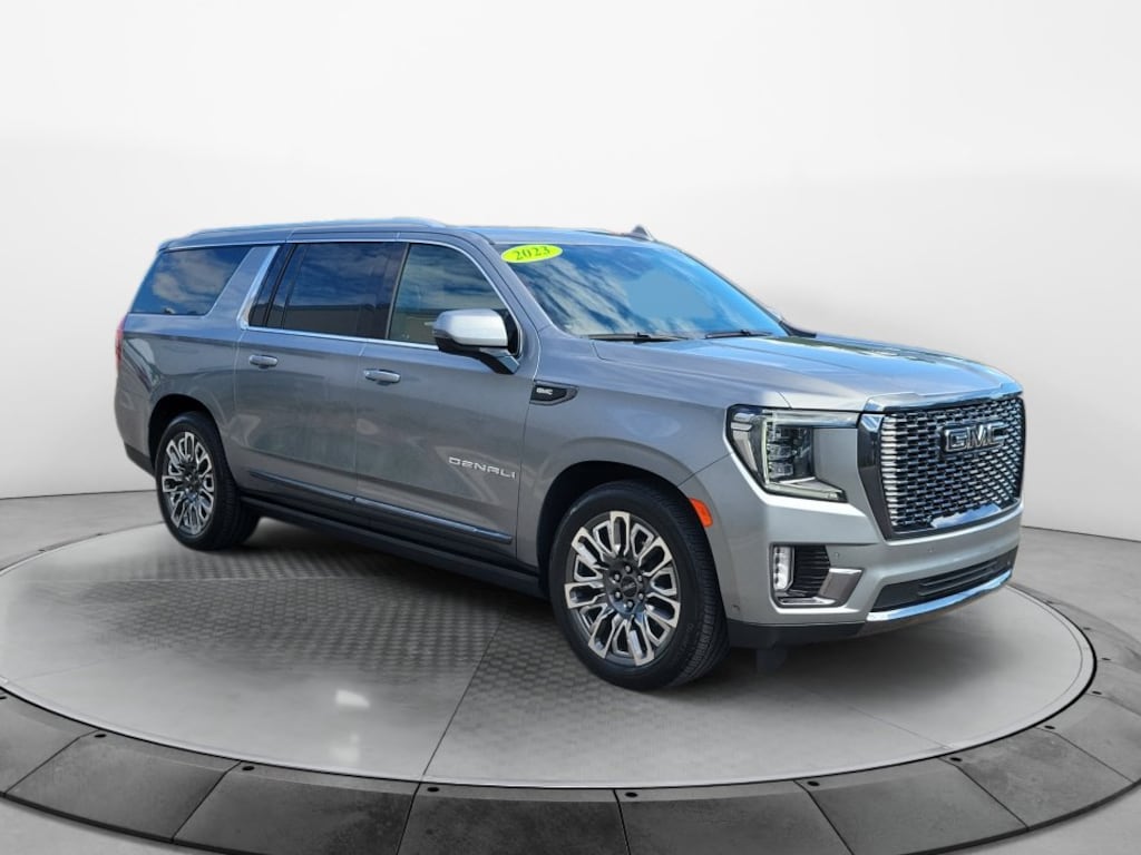Used 2023 GMC Yukon XL Denali Ultimate SUV