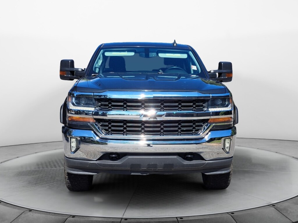 Used 2017 Chevrolet Silverado 1500 LT w/1LT Truck Crew Cab