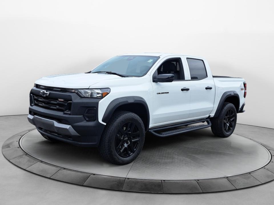 Used 2024 Chevrolet Silverado 2500 HD Custom Truck Crew Cab