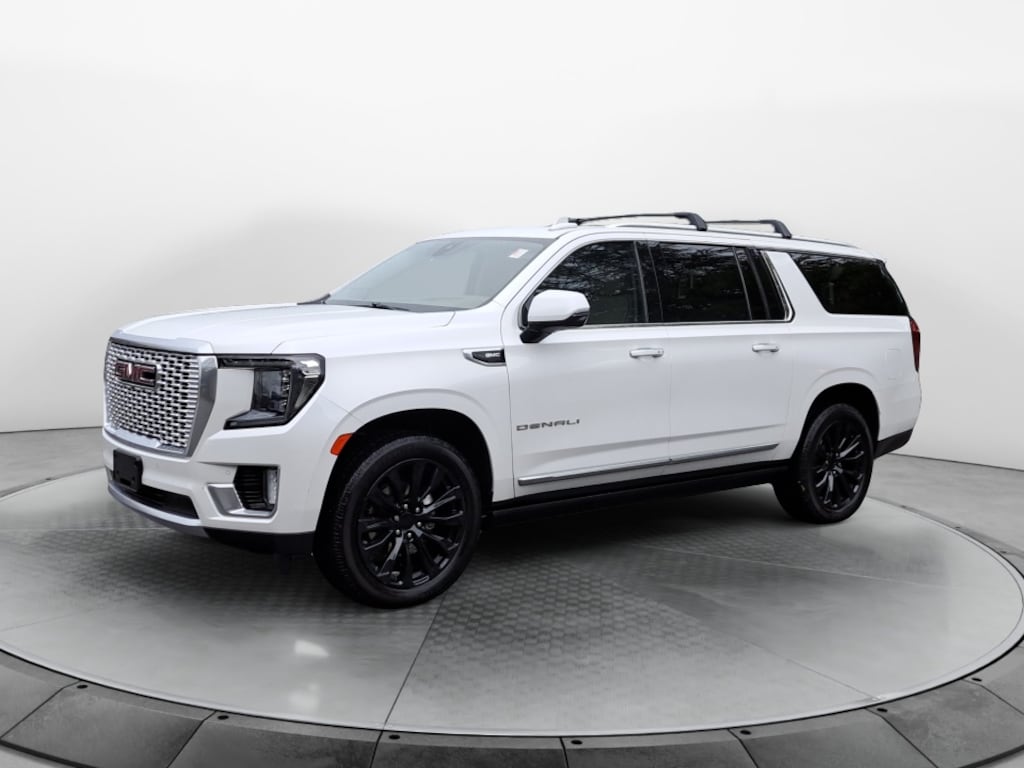 Used 2021 GMC Yukon XL Denali SUV