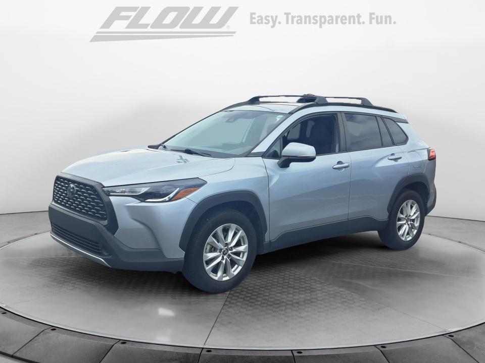 Used 2022 Toyota Corolla Cross LE SUV