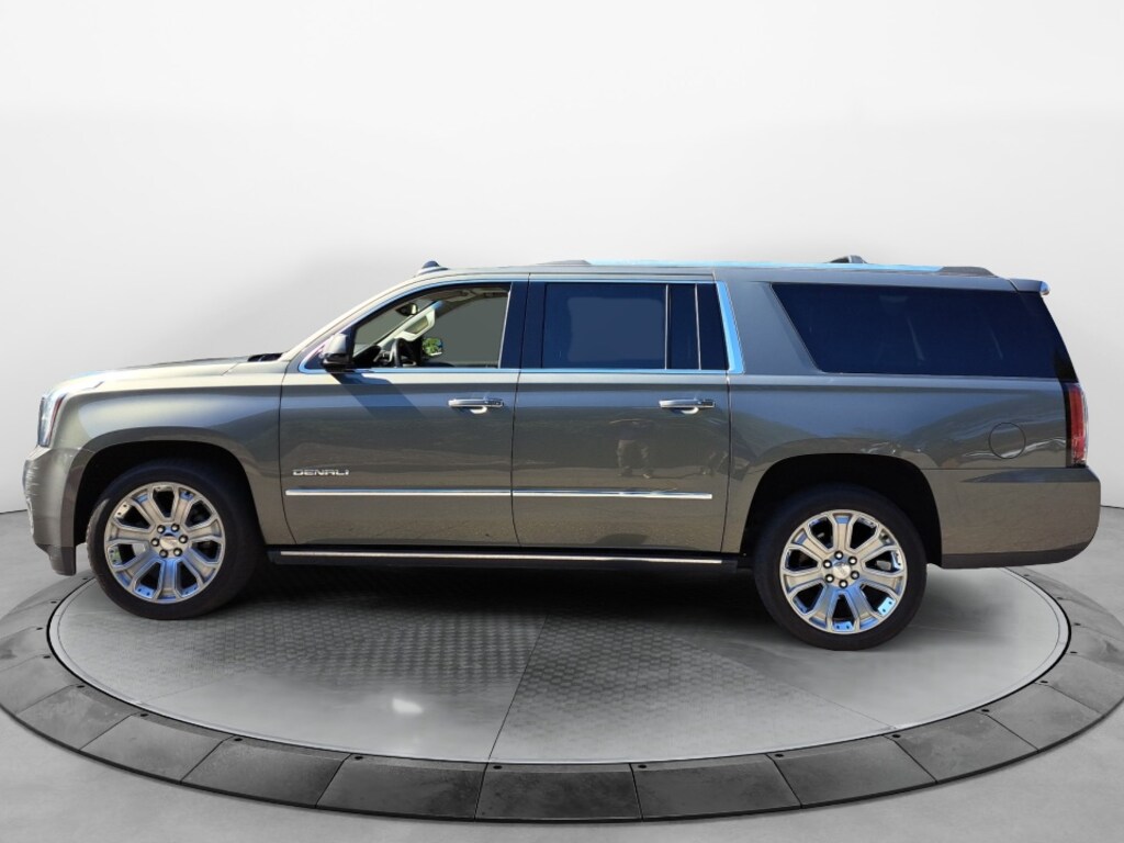 Used 2018 GMC Yukon XL Denali SUV