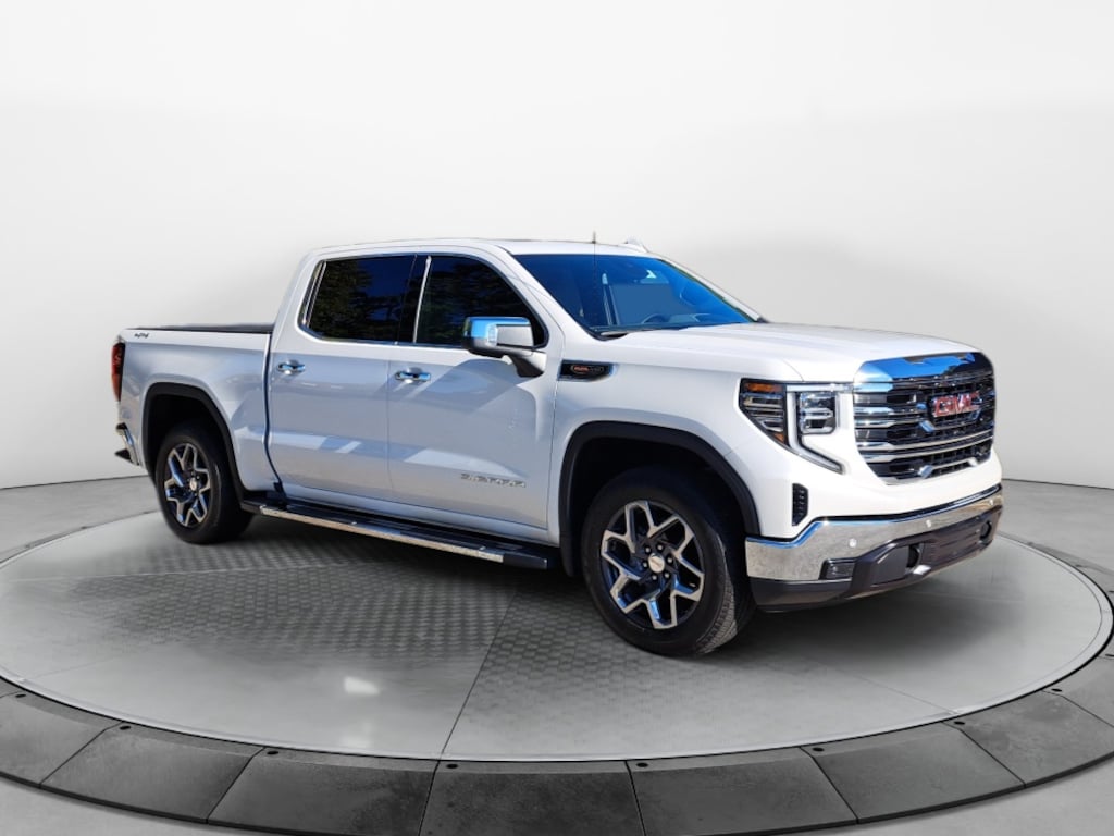 Used 2025 GMC Sierra 1500 SLT Truck Crew Cab