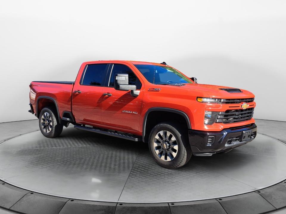 Used 2024 Chevrolet Silverado 2500 HD Custom Truck Crew Cab