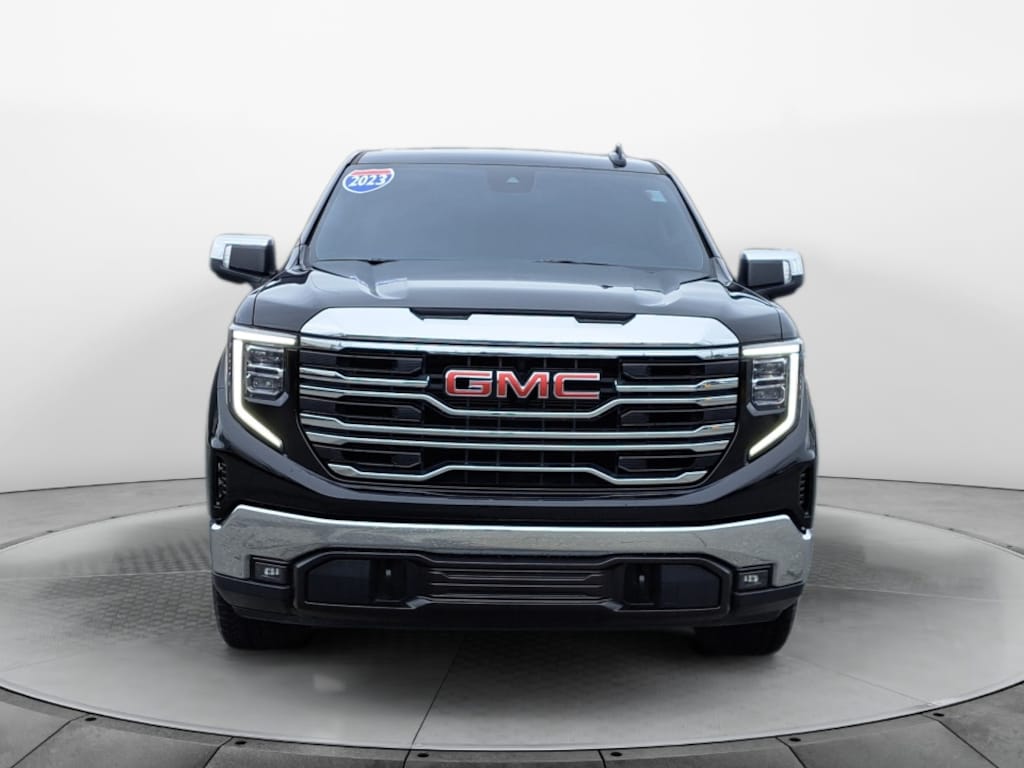Used 2023 GMC Sierra 1500 SLT Truck