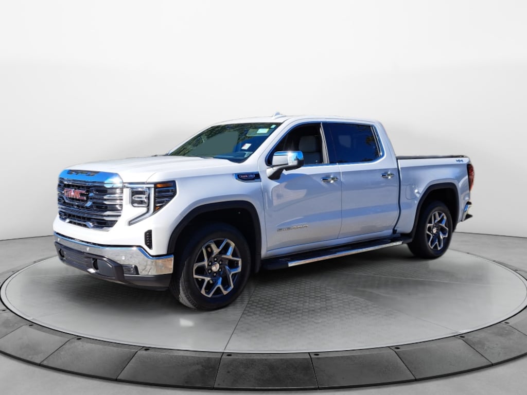 Used 2025 GMC Sierra 1500 SLT Truck Crew Cab