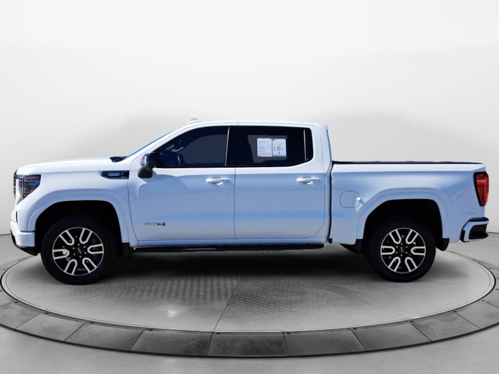 Used 2025 GMC Sierra 1500 AT4 Truck Crew Cab