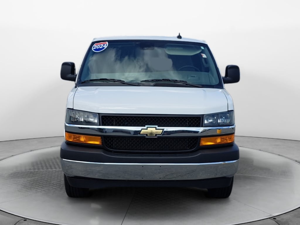 Used 2024 Chevrolet Express Passenger RWD 3500 Extended Wheelbase LT Sedan