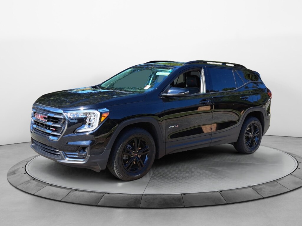 Used 2024 GMC Terrain AT4 SUV