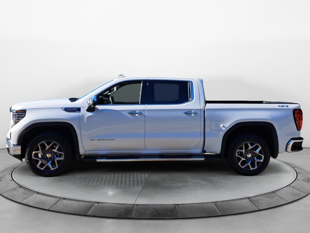 Used 2025 GMC Sierra 1500 SLT Truck Crew Cab