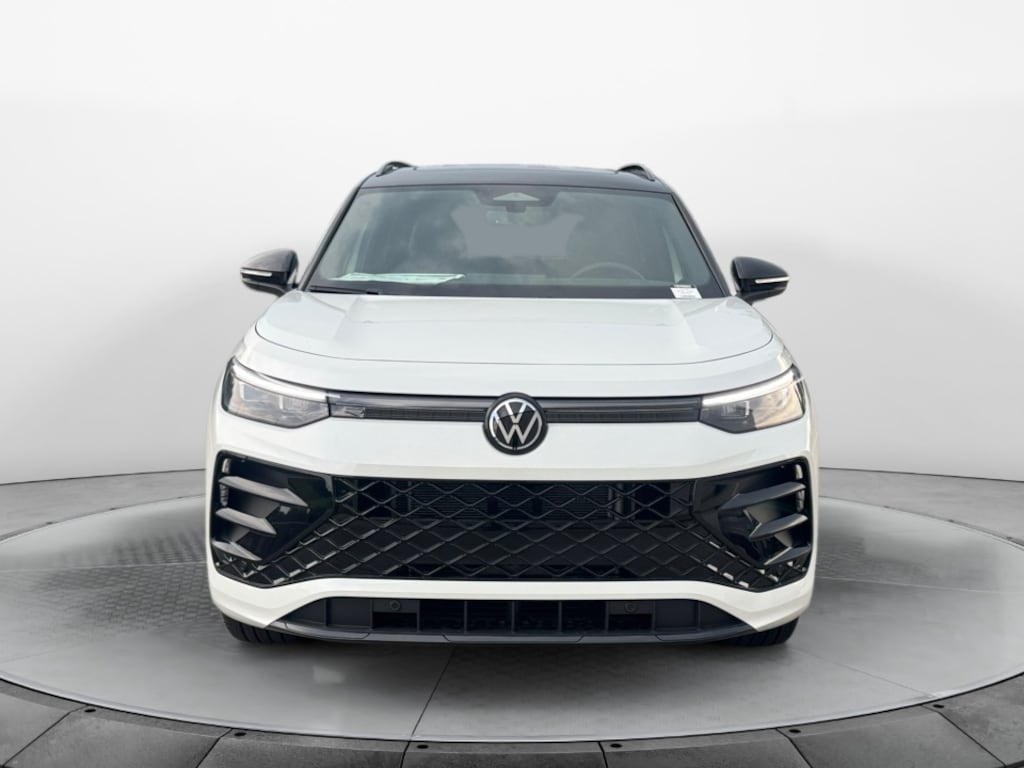 New 2026 Volkswagen Tiguan SE R-Line Black SUV