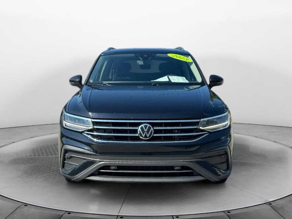 Certified 2023 Volkswagen Tiguan SE SUV