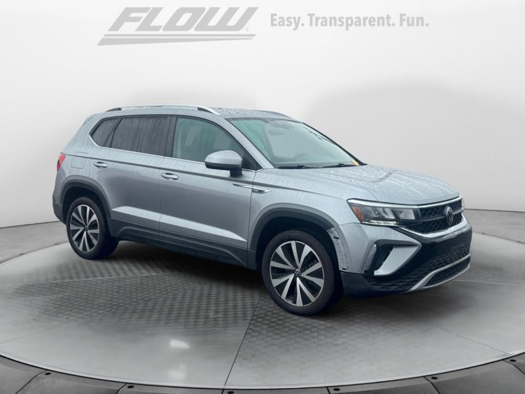 Used 2024 Volkswagen Taos SE SUV