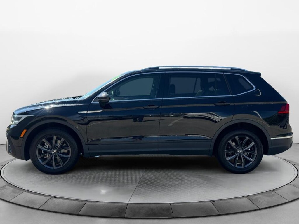 Certified 2023 Volkswagen Tiguan SE SUV