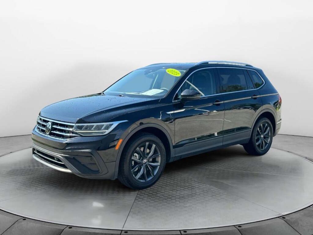 Certified 2023 Volkswagen Tiguan SE SUV