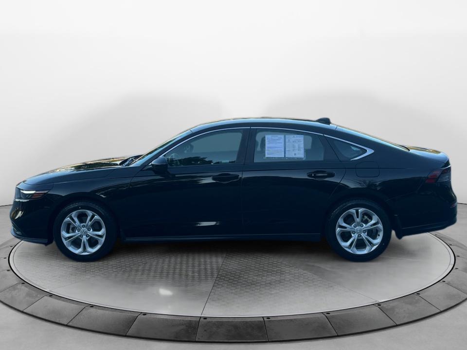 Certified 2025 Honda Accord Sedán LX Sedan