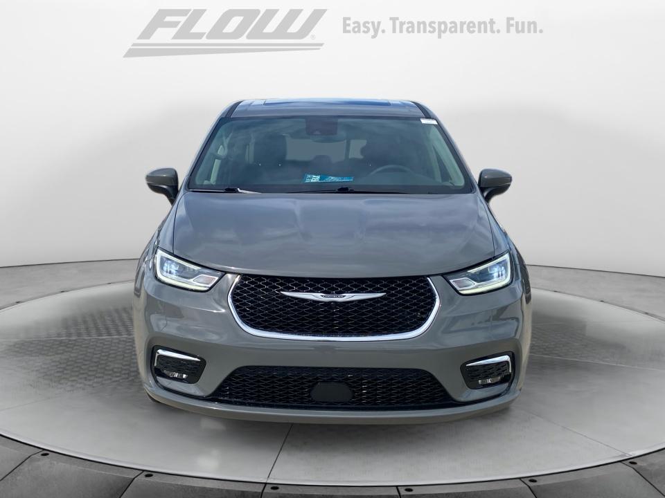 Used 2023 Chrysler Pacifica Touring L Van Passenger Van