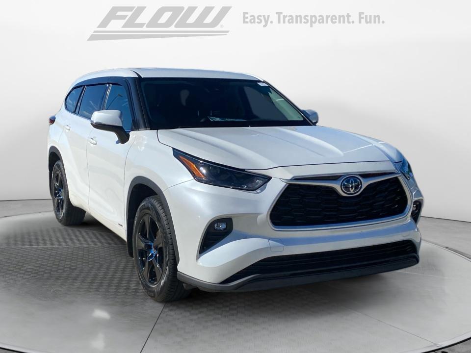 Used 2022 Toyota Highlander Hybrid LE SUV