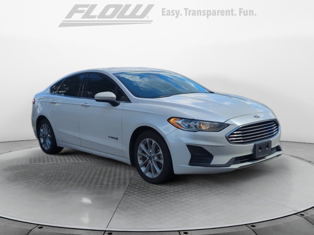 Used 2019 Ford Fusion Hybrid SE Sedan