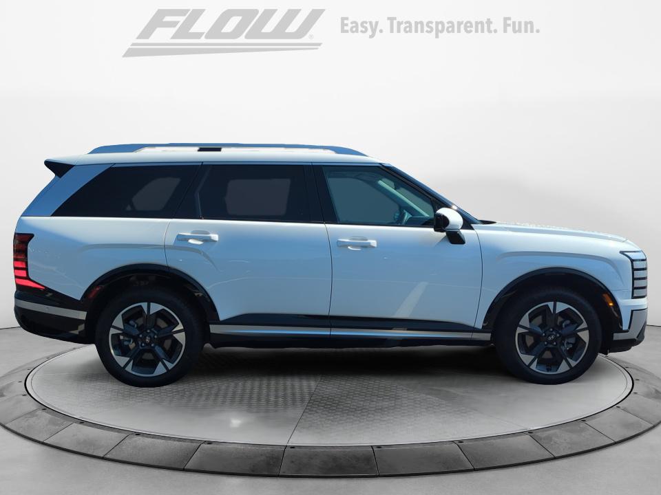 2026 Hyundai Palisade Limited - Photo 8