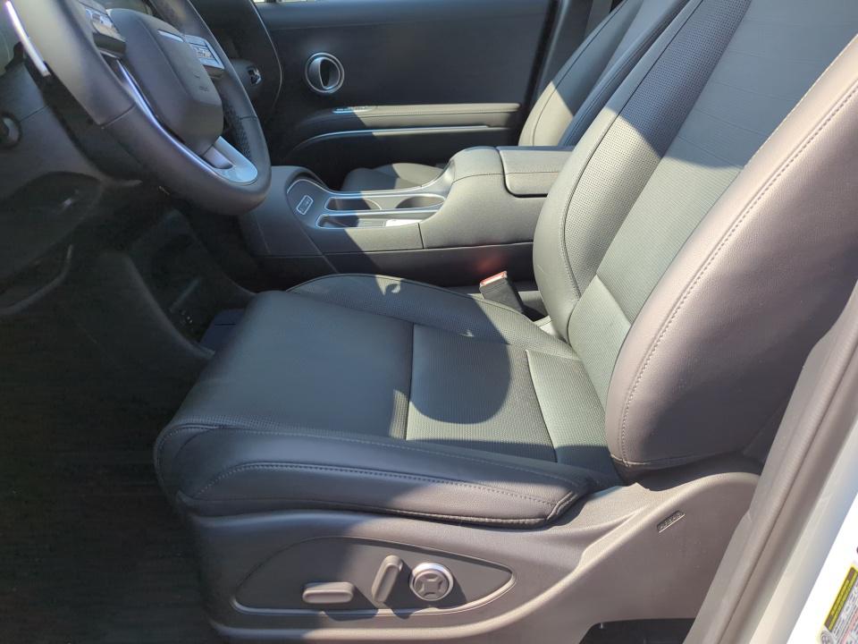 2026 Hyundai Palisade Limited - Photo 9