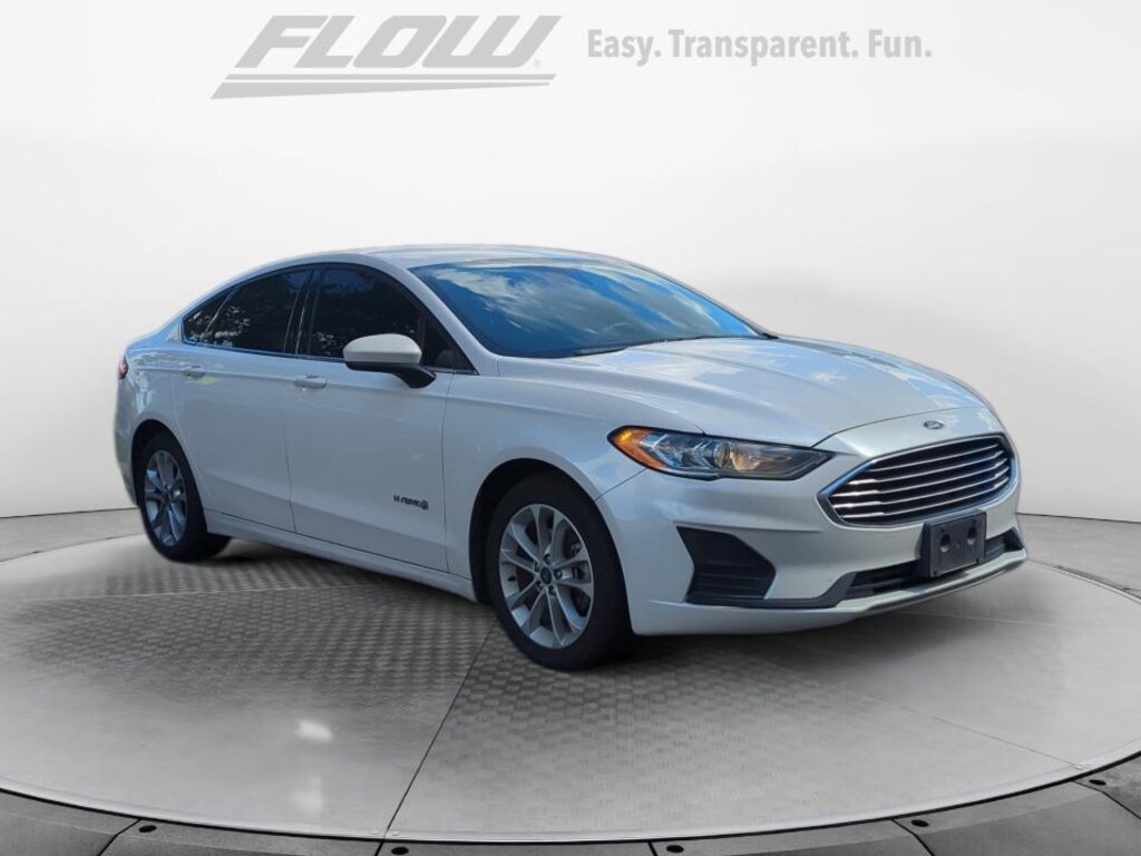 Used 2019 Ford Fusion Hybrid SE Sedan