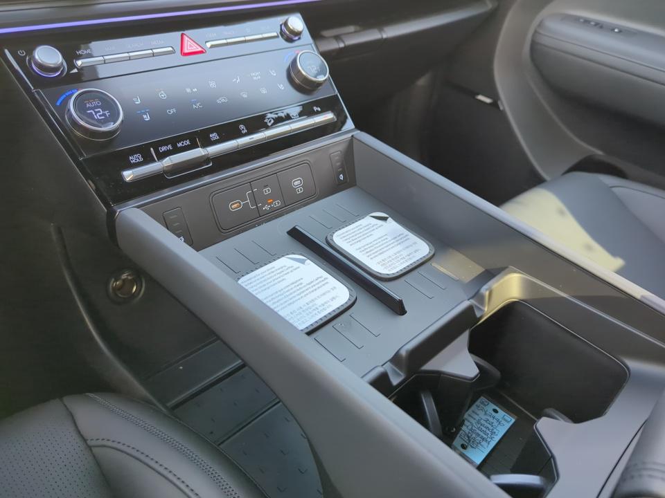 2026 Hyundai Santa Fe Calligraphy - Photo 27
