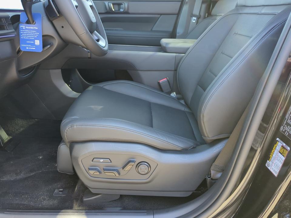 2026 Hyundai Santa Fe Calligraphy - Photo 9
