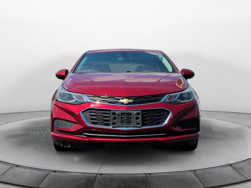 Used 2018 Chevrolet Cruze LT Hatchback