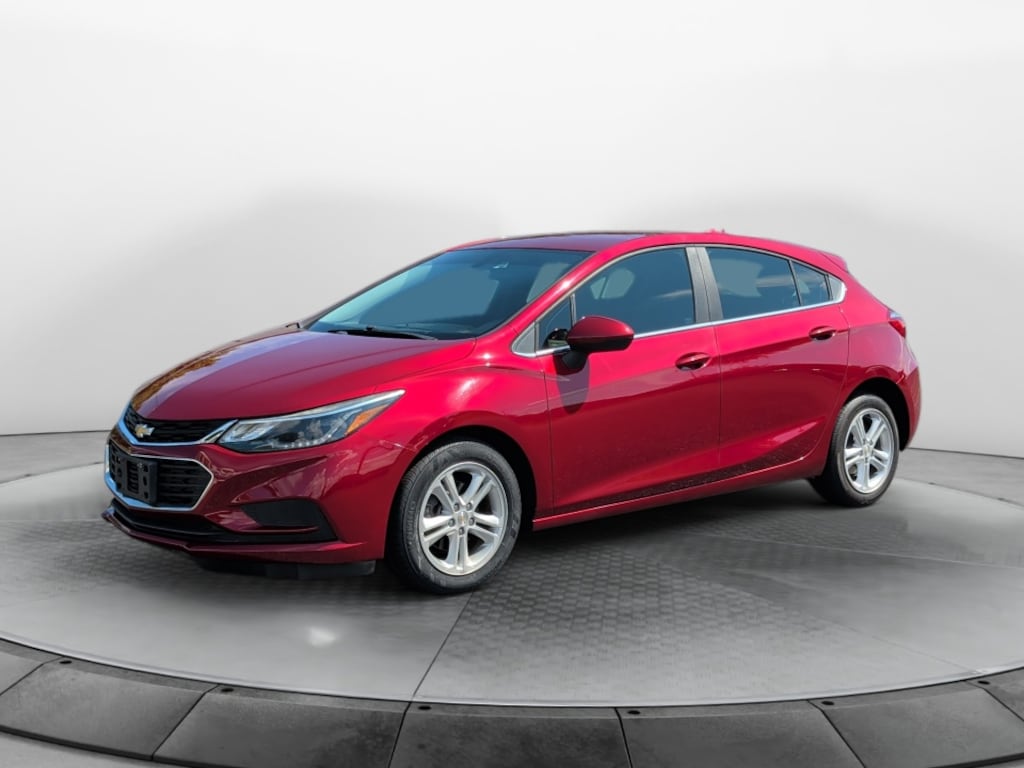 Used 2018 Chevrolet Cruze LT Hatchback