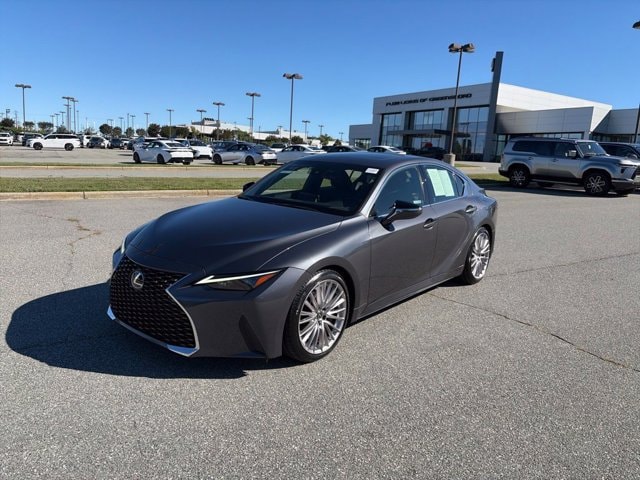 2023 Lexus IS