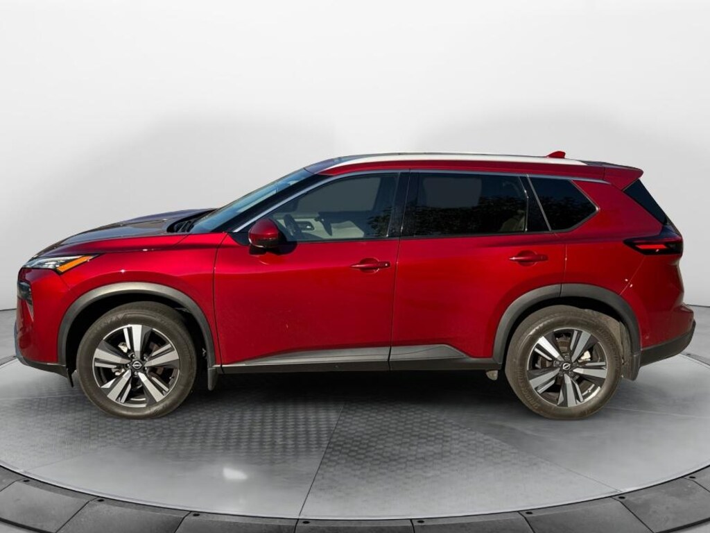 Used 2024 Nissan Rogue SL SUV