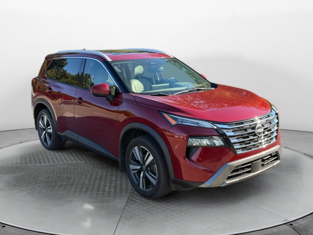 Used 2024 Nissan Rogue SL SUV