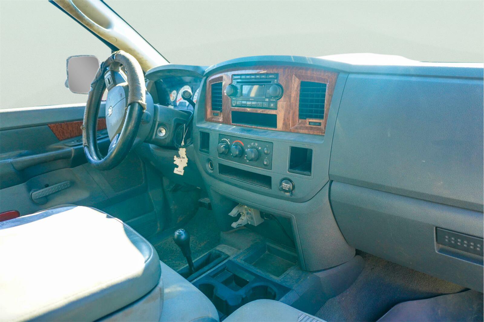Used 2006 Dodge Ram 2500 SLT Truck