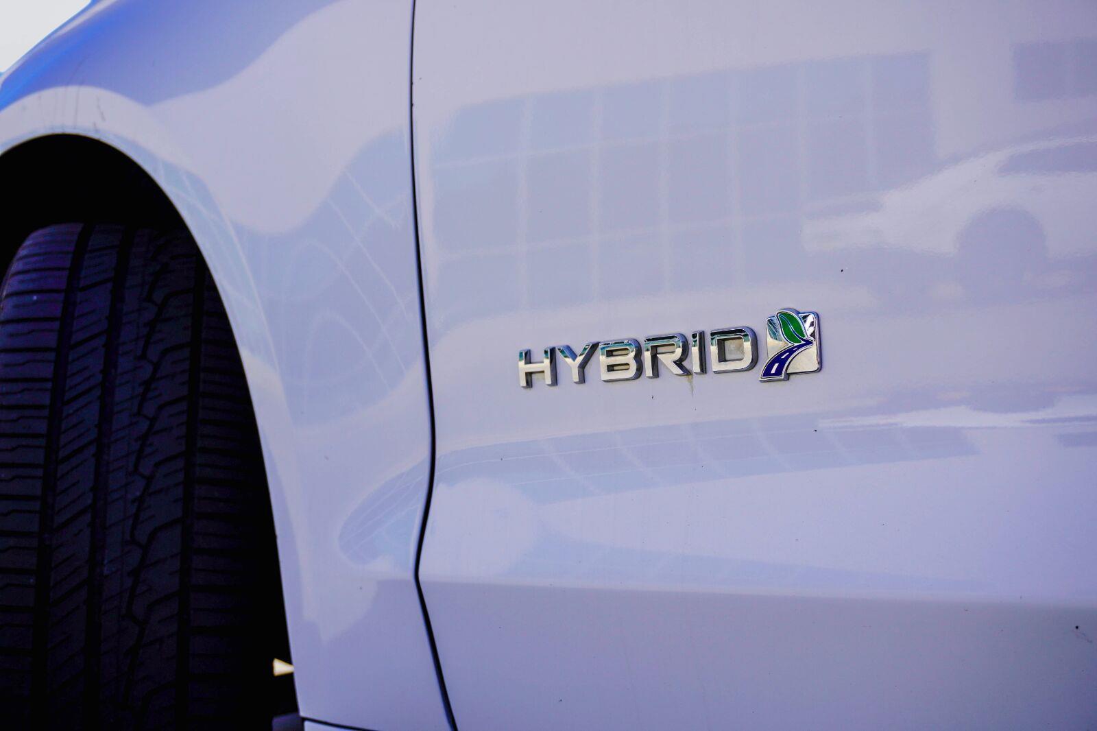 Used 2014 Ford Fusion SE Hybrid Sedan