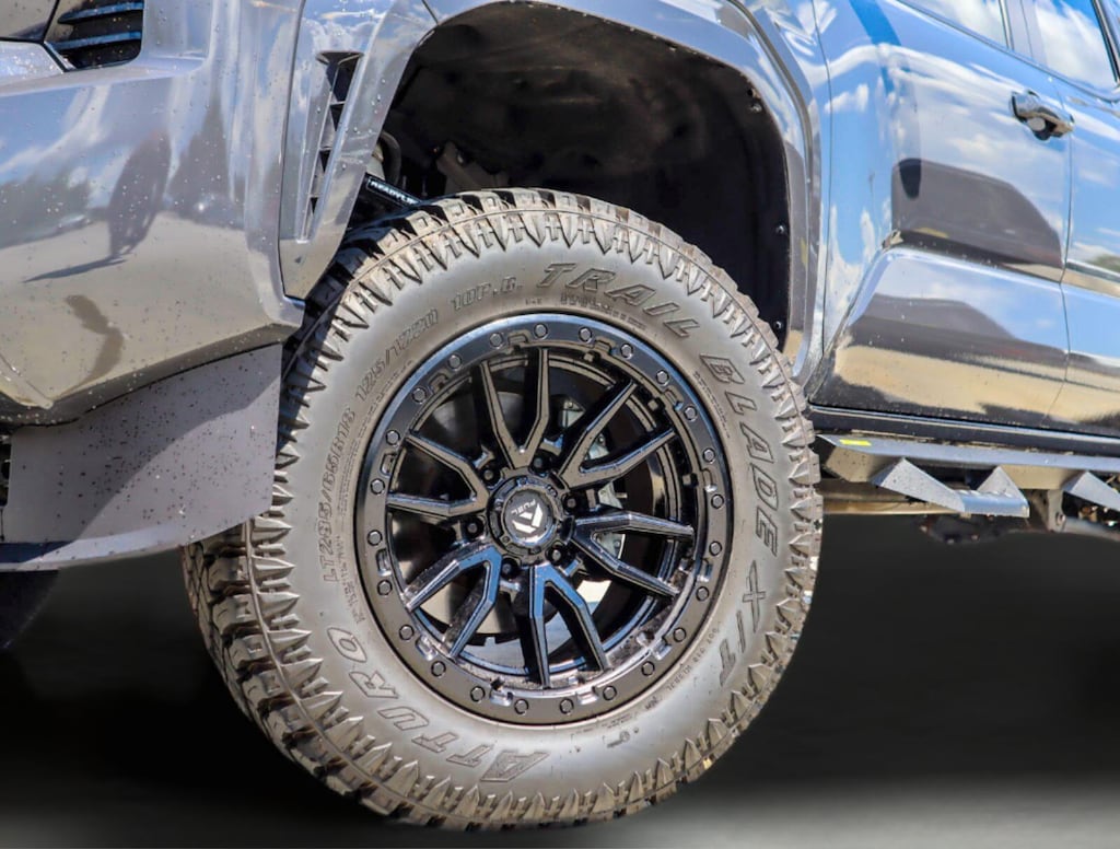Used 2025 Toyota Tacoma SR5 Truck