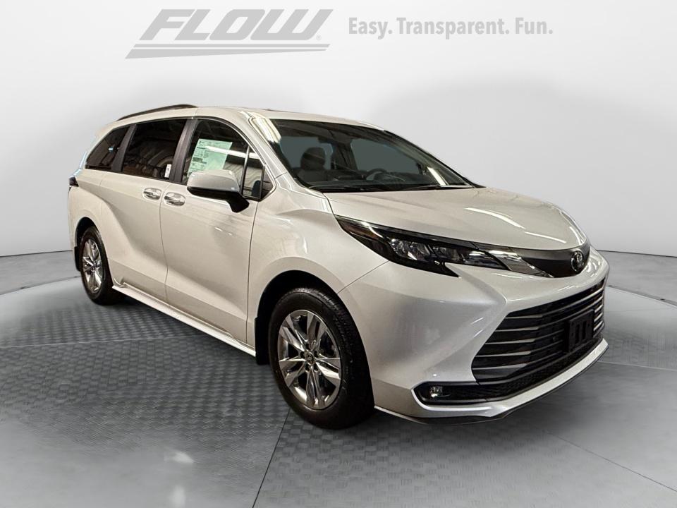 2026 Toyota Sienna XLE