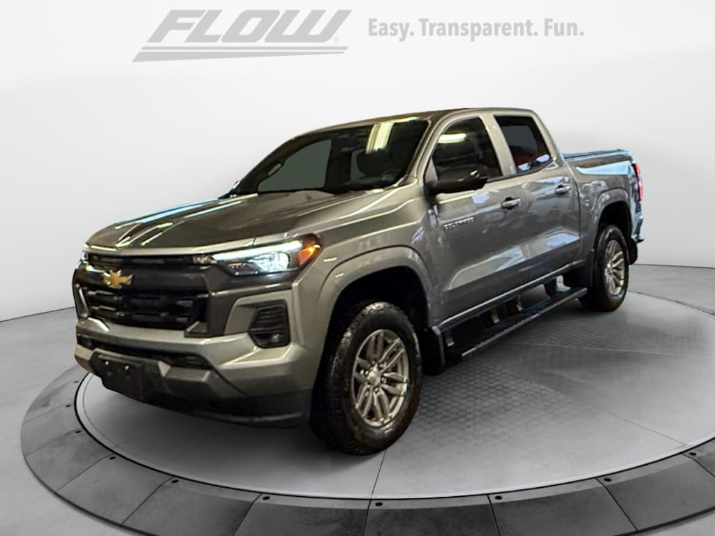 Used 2025 Chevrolet Colorado WT Truck Crew Cab