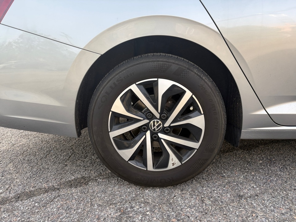 2023 Volkswagen Jetta S - Photo 25