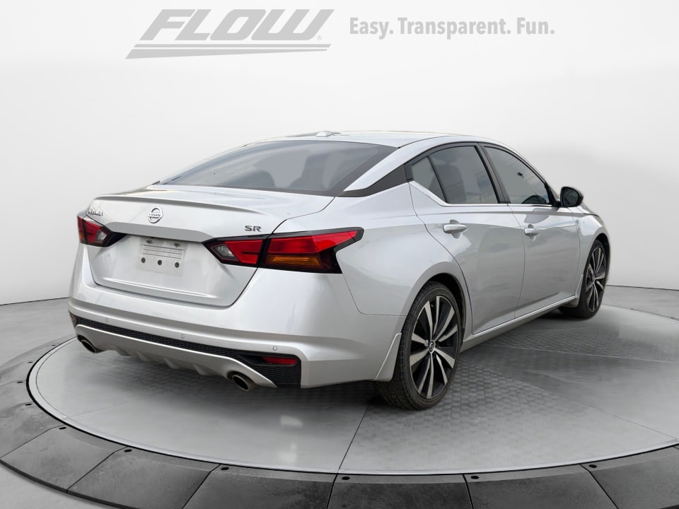 2020 Nissan Altima SR - Photo 9