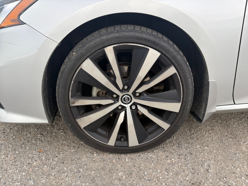2020 Nissan Altima SR - Photo 29
