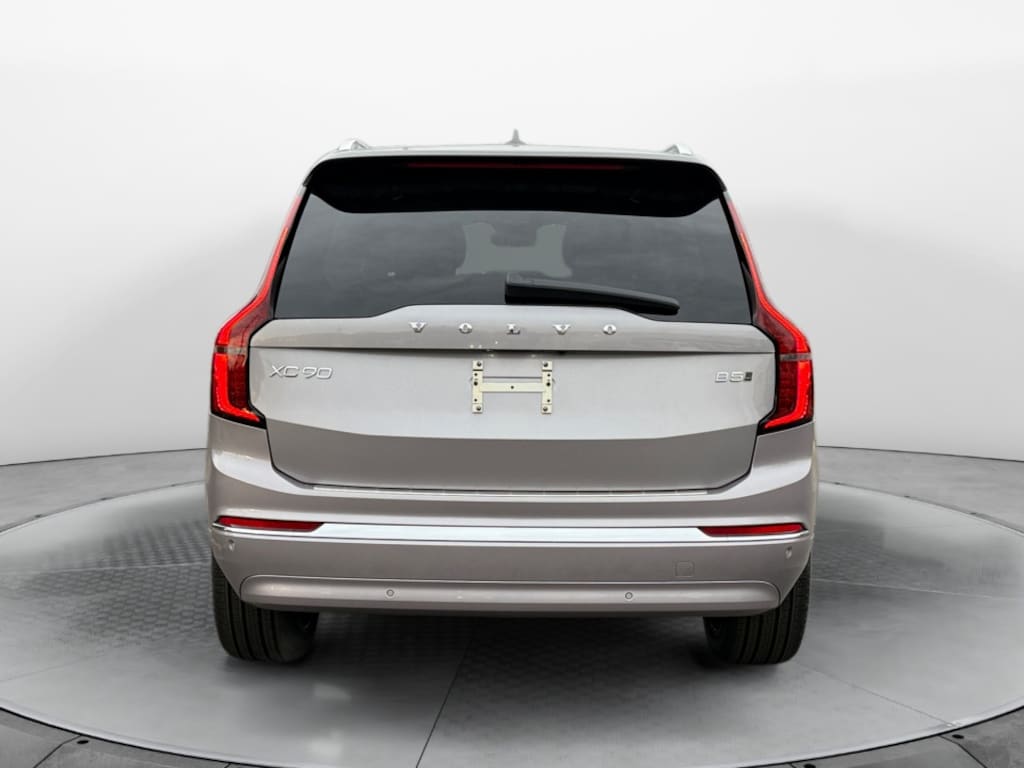 New 2026 Volvo XC90 B5 Plus 7-Seater SUV