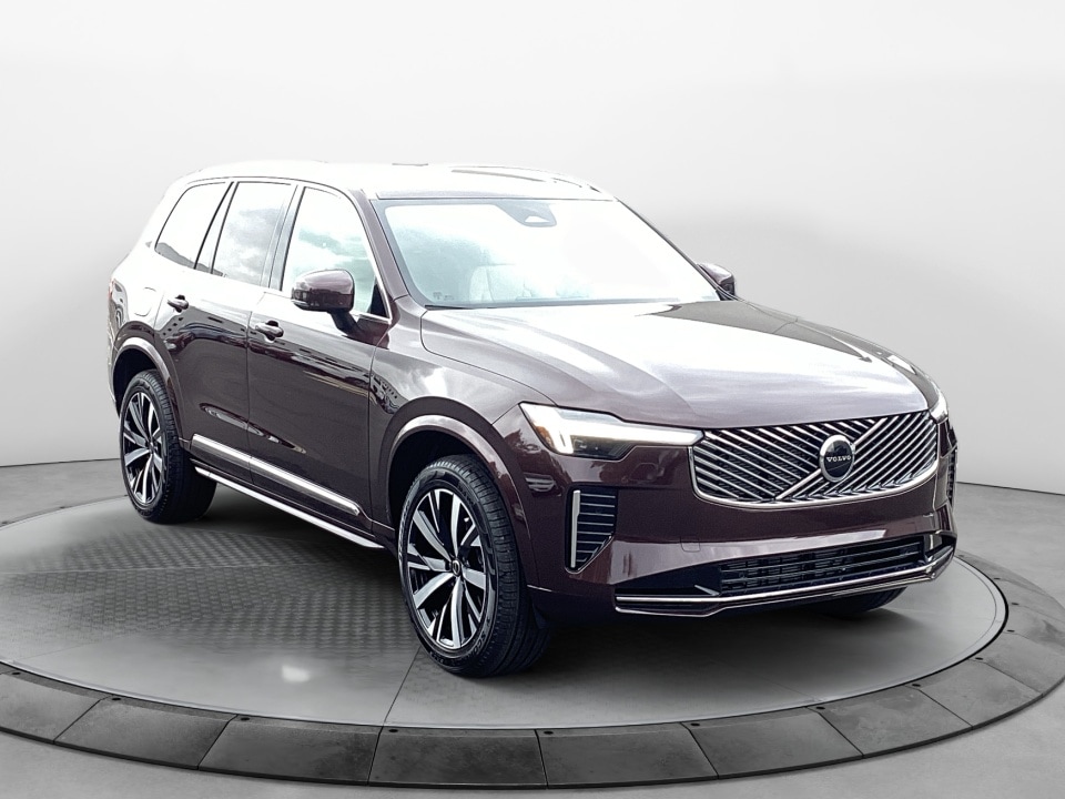 2027 Volvo XC90 Core