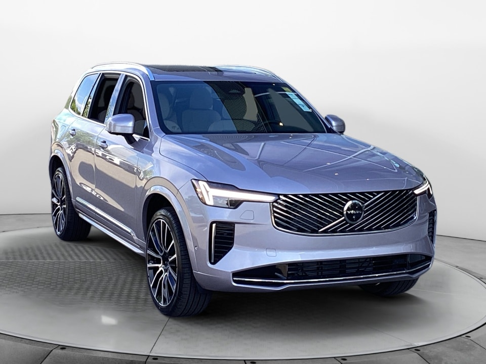 2026 Volvo XC90 Plus