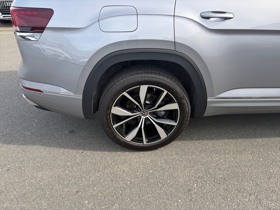 2025 Volkswagen Atlas SEL Premium R-Line - Photo 22