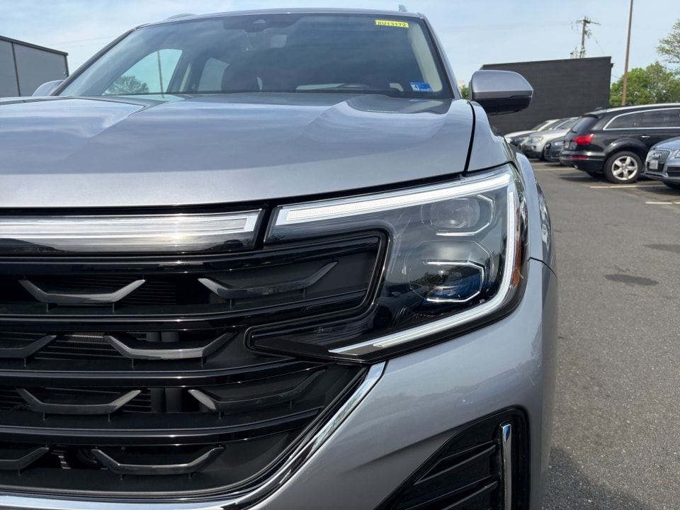 2025 Volkswagen Atlas SEL Premium R-Line - Photo 25