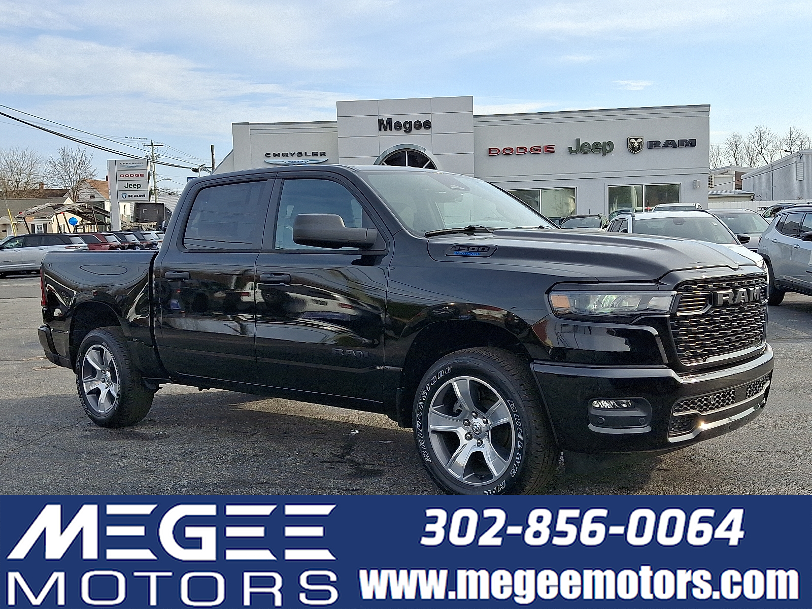 2025 Ram 1500 Tradesman Crew Cab 4x4 5'7 Box Pickup
